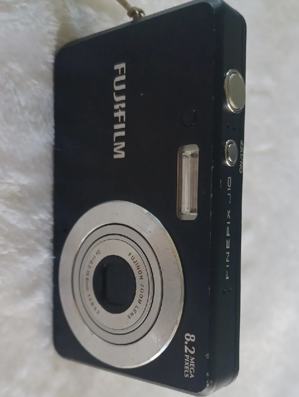 Fujifilm Finepix J10 8.2MP Digital Camera with 3x Optical Zoom